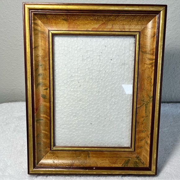 17th Century Style Lacquered Wooden Frame Italy.